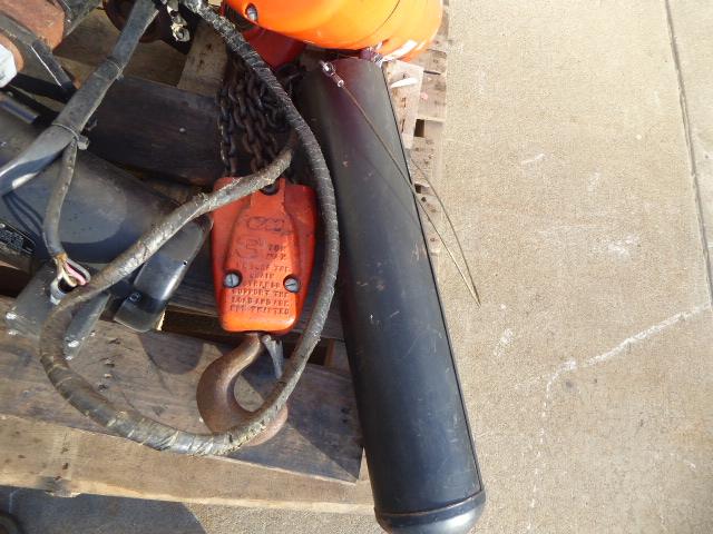 CM 3 Ton Chain Hoist H2122C