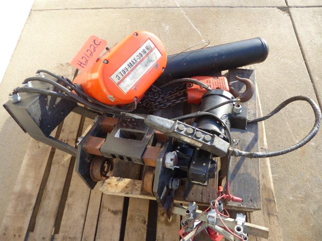 CM 3 Ton Chain Hoist H2122C
