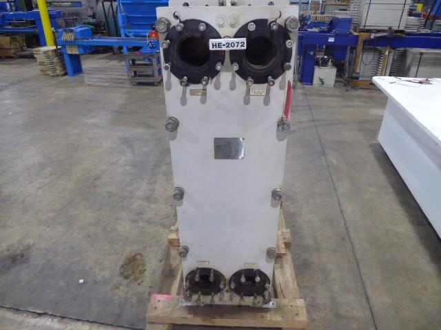 API Stainless Steel Model STGM66 Heat Exchanger HE2072