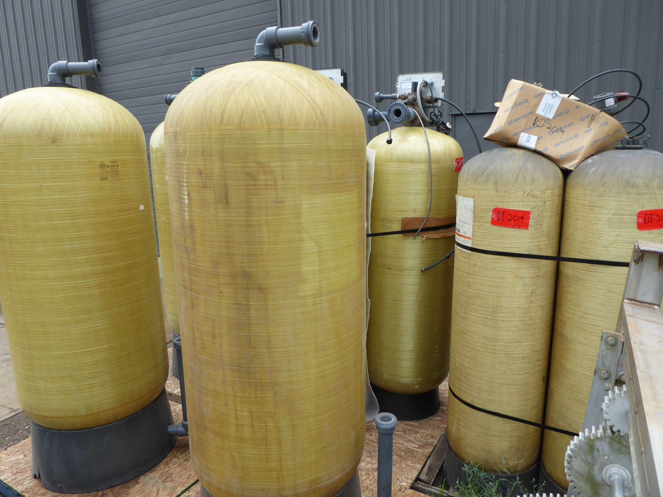 Miscellaneous DI Vessels - Lot of 10 DI2014