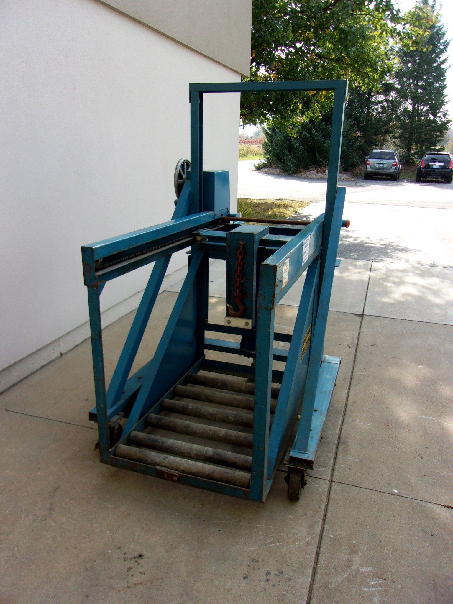 Battery Handling Systems Model BTC-24MPP Battery Transporter  FL2067