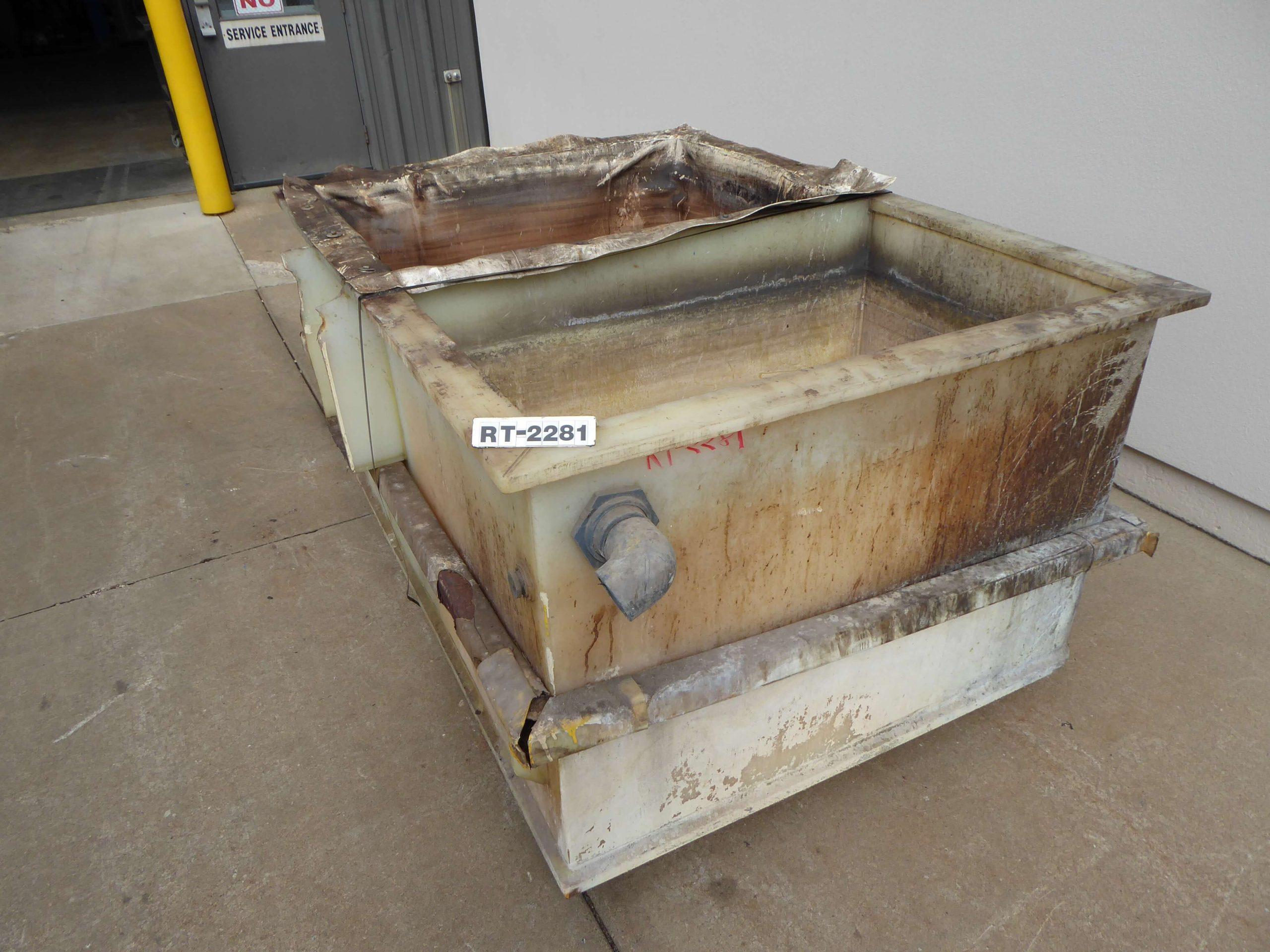 340 Gallon Poly Rectangular Tank RT2281