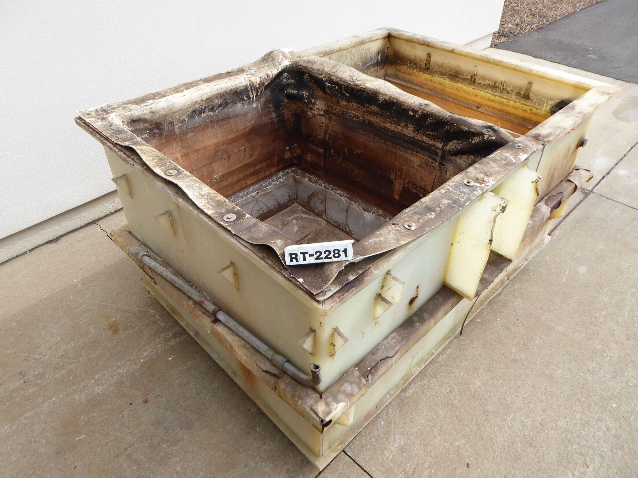 340 Gallon Poly Rectangular Tank RT2281