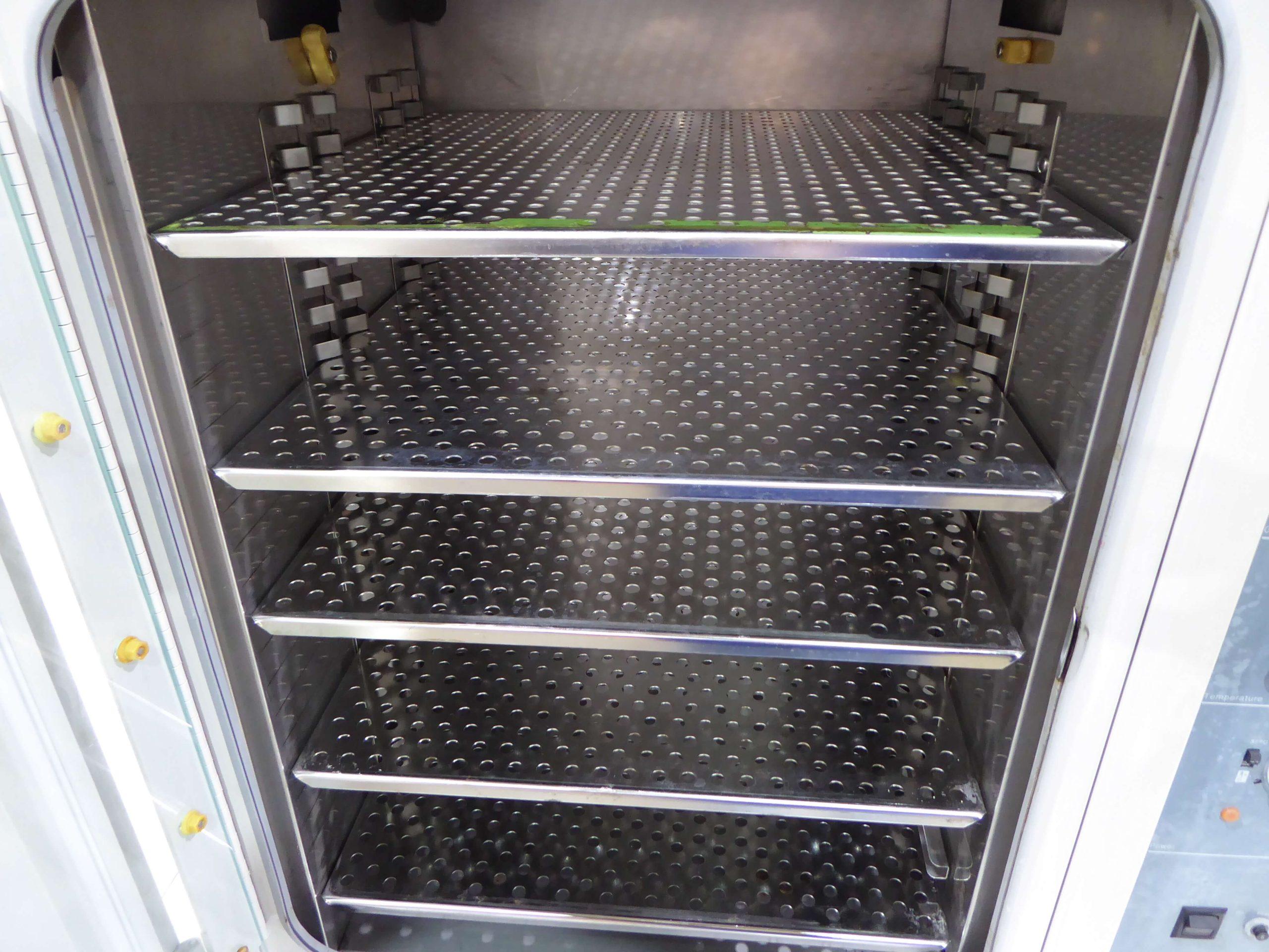 Forma Scientific Model 2546 Incubator LE2122