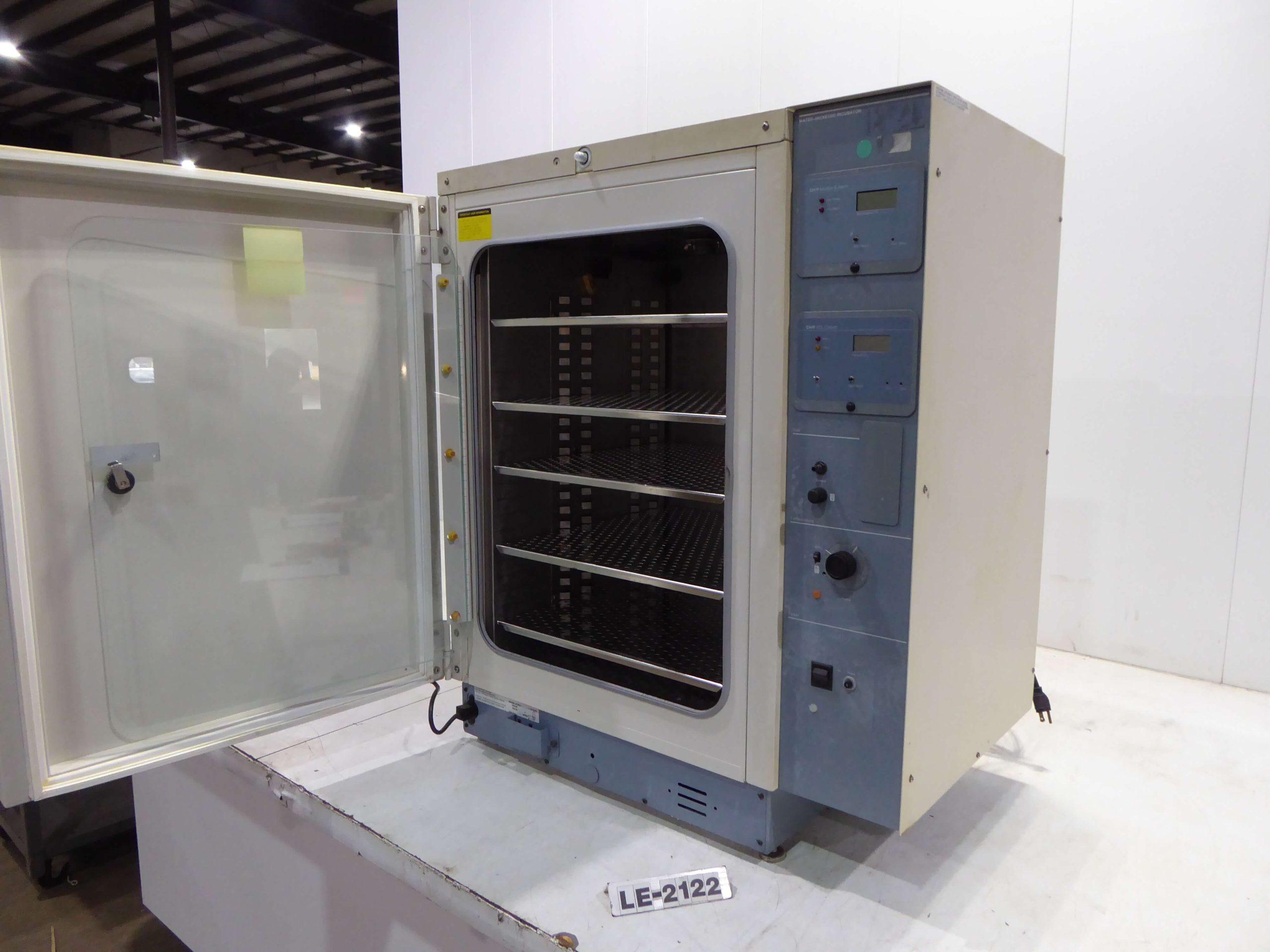 Forma Scientific Model 2546 Incubator LE2122