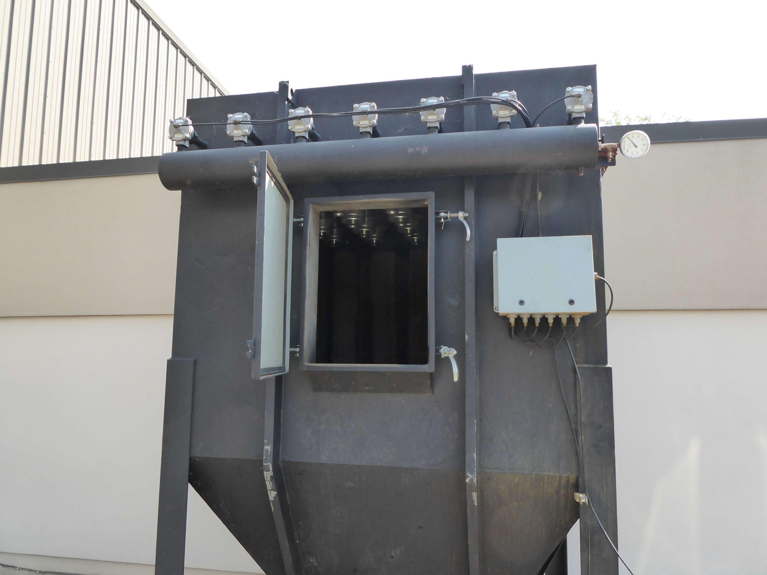 Camfil-Style Vertical Cartridge Dust Collector DC2224