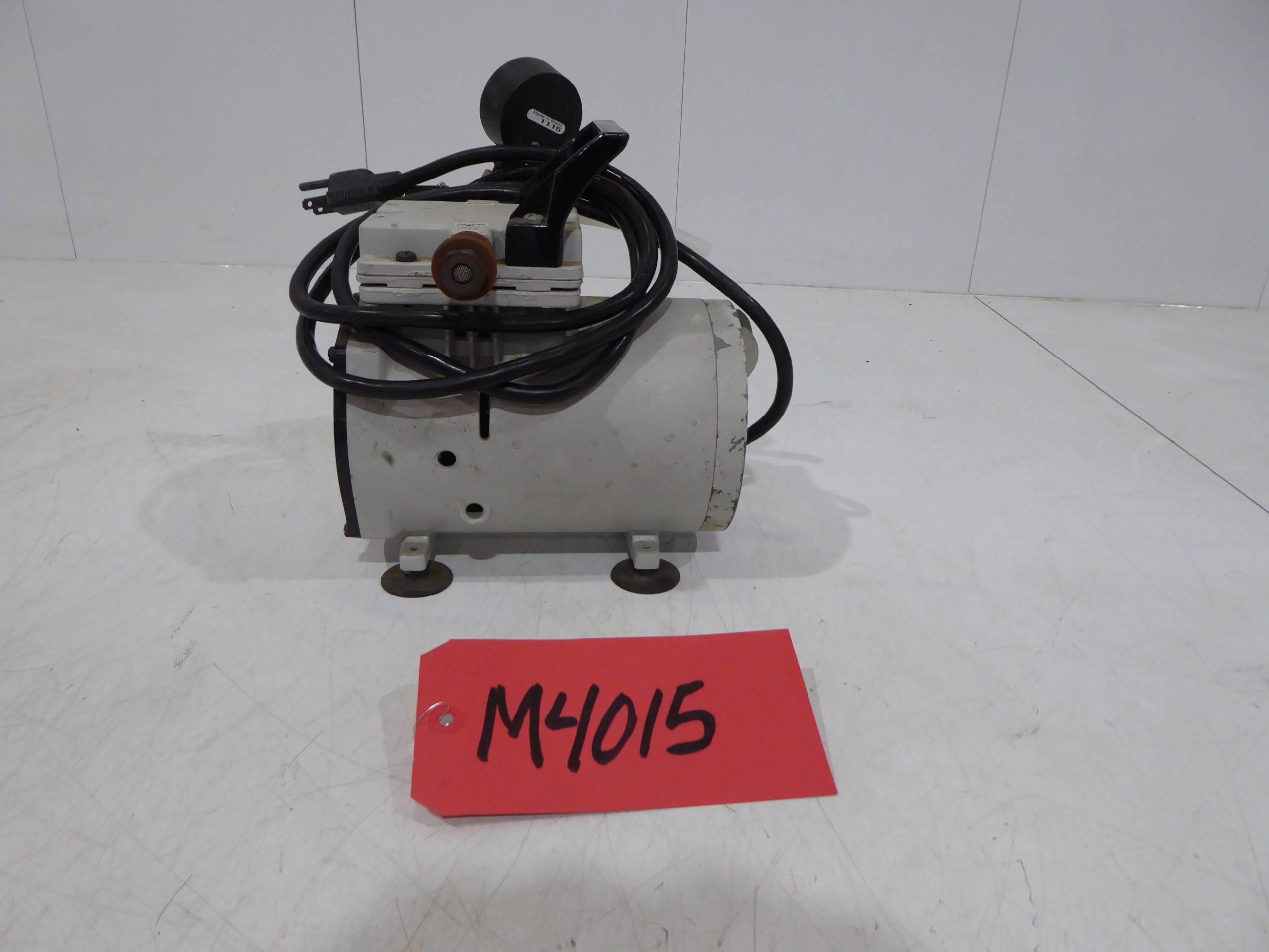 Welch Model 2534B-01 Vacuum Pump M4015