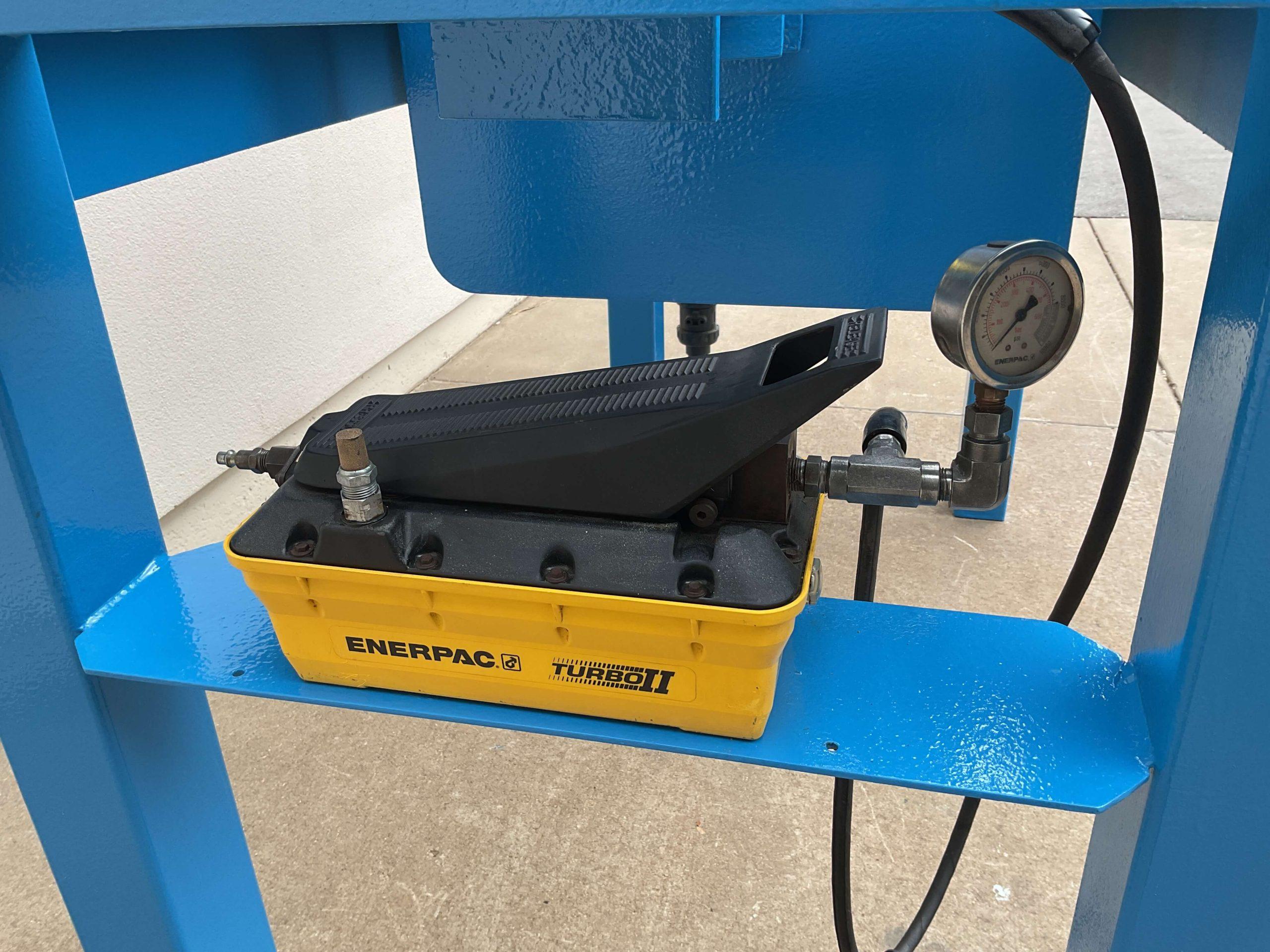 A Brite 5 Cu' Air/Hydraulic Filter Press FP2618