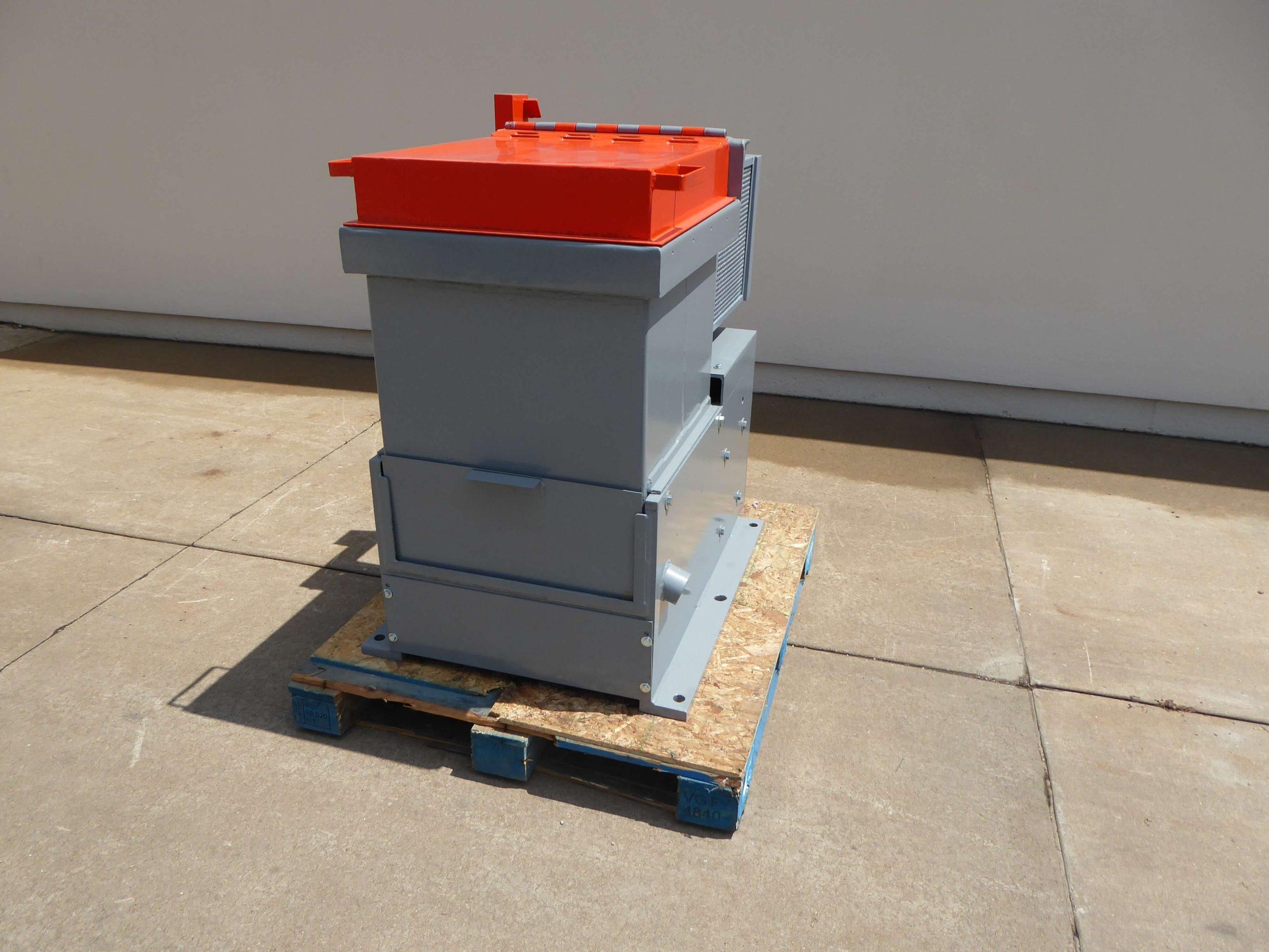 Desco 18" x 18" Spin Dryer SD2951