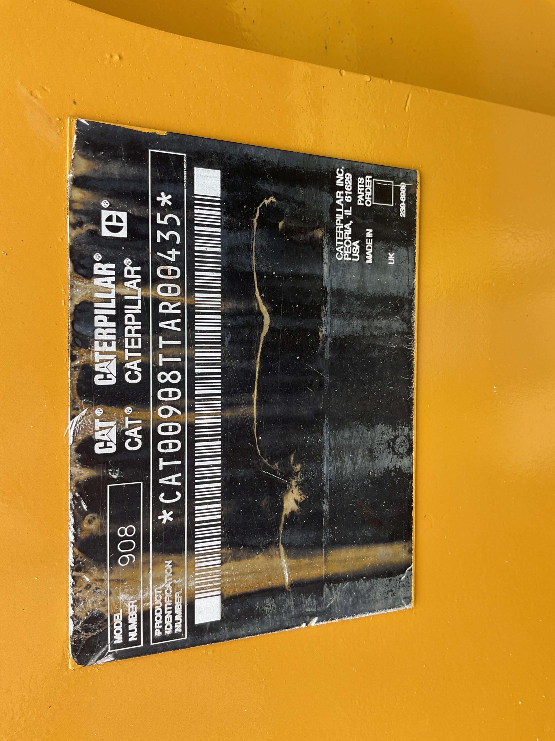 Caterpillar 8,000 Capacity Model 908 Wheel Loader with Bucket FL2078